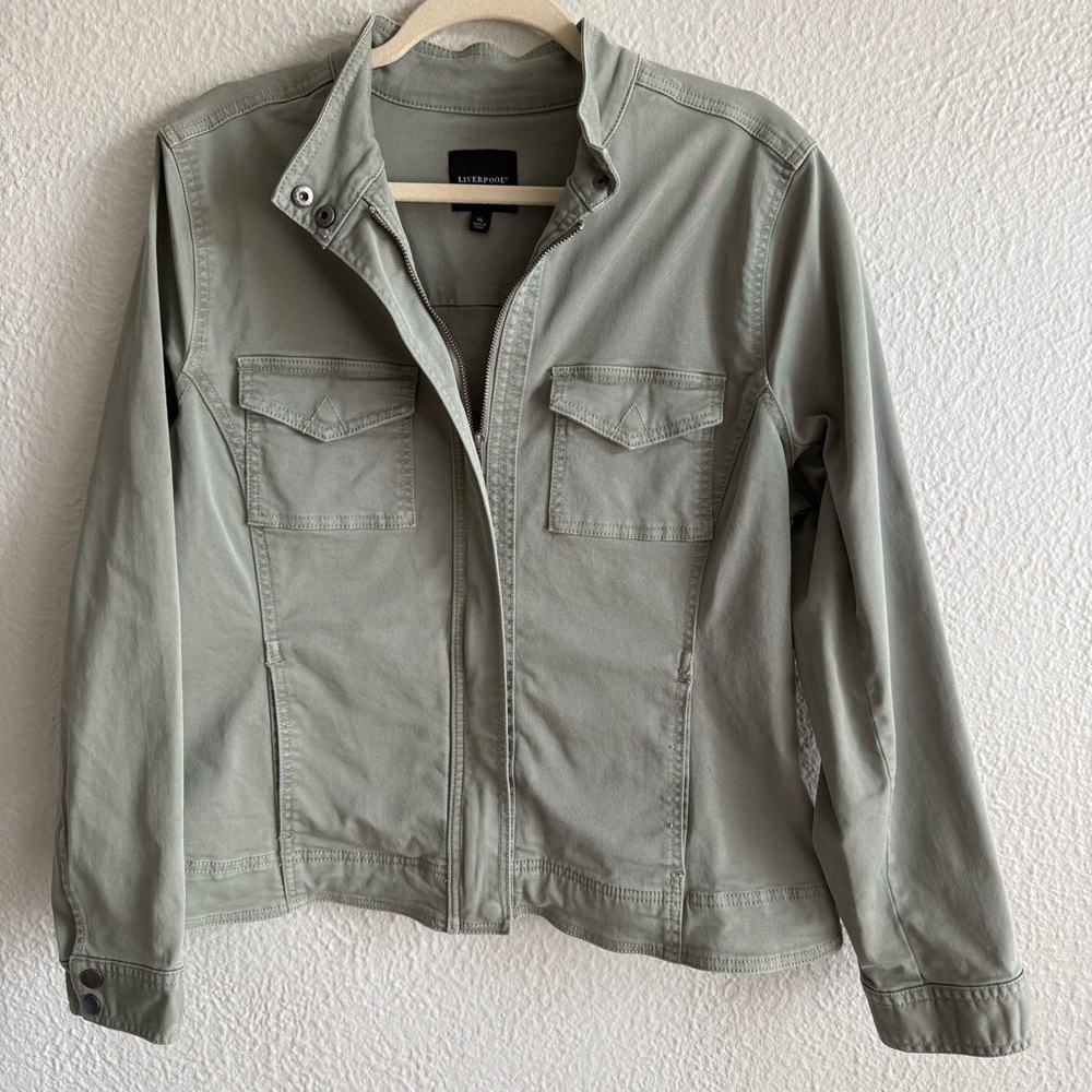 Liverpool Utility Jacket - Picture 3 of 13